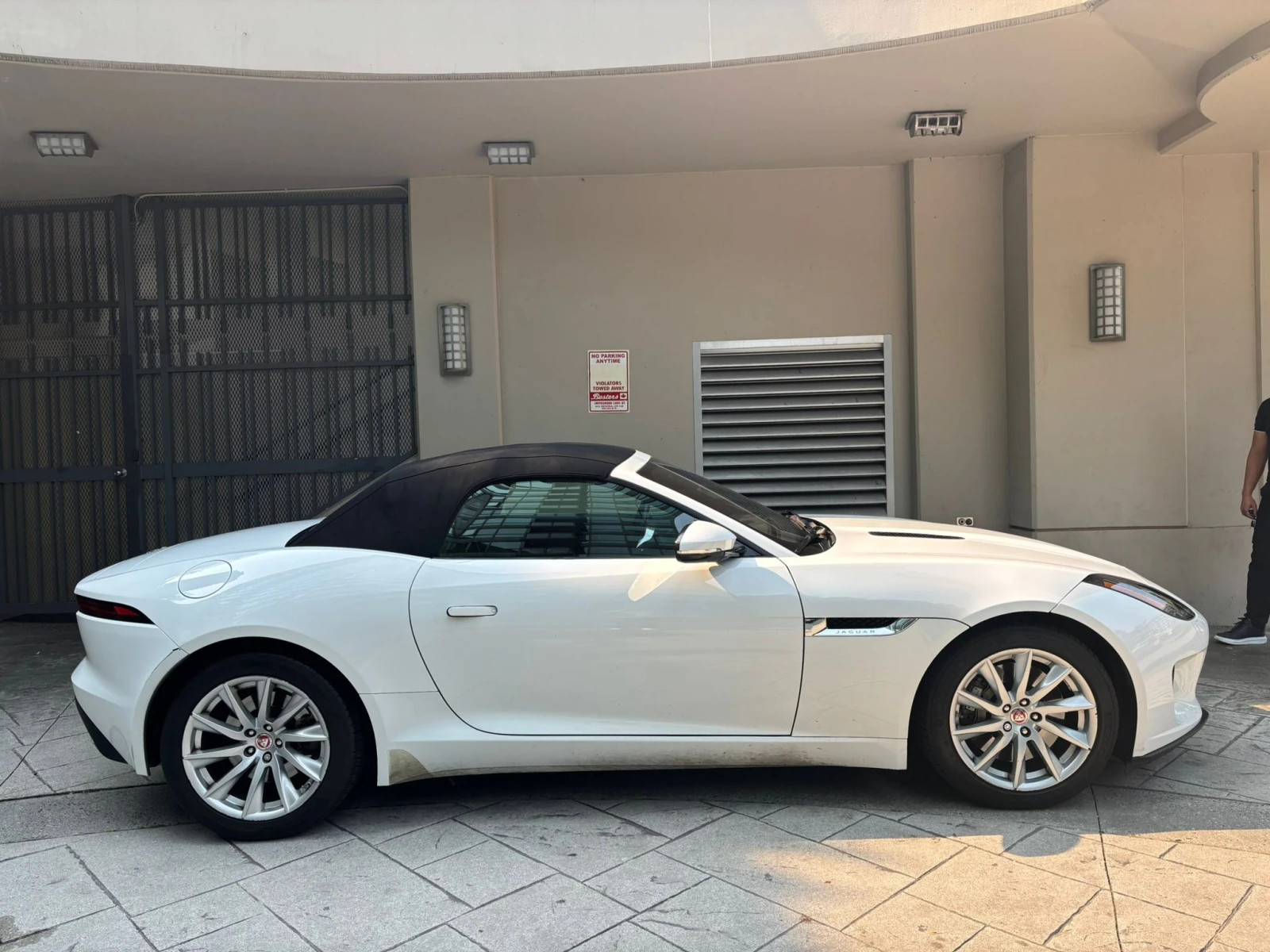 Jaguar F-Type 3.0L CARFAX * * АВТО КРЕДИТ * *  - изображение 4