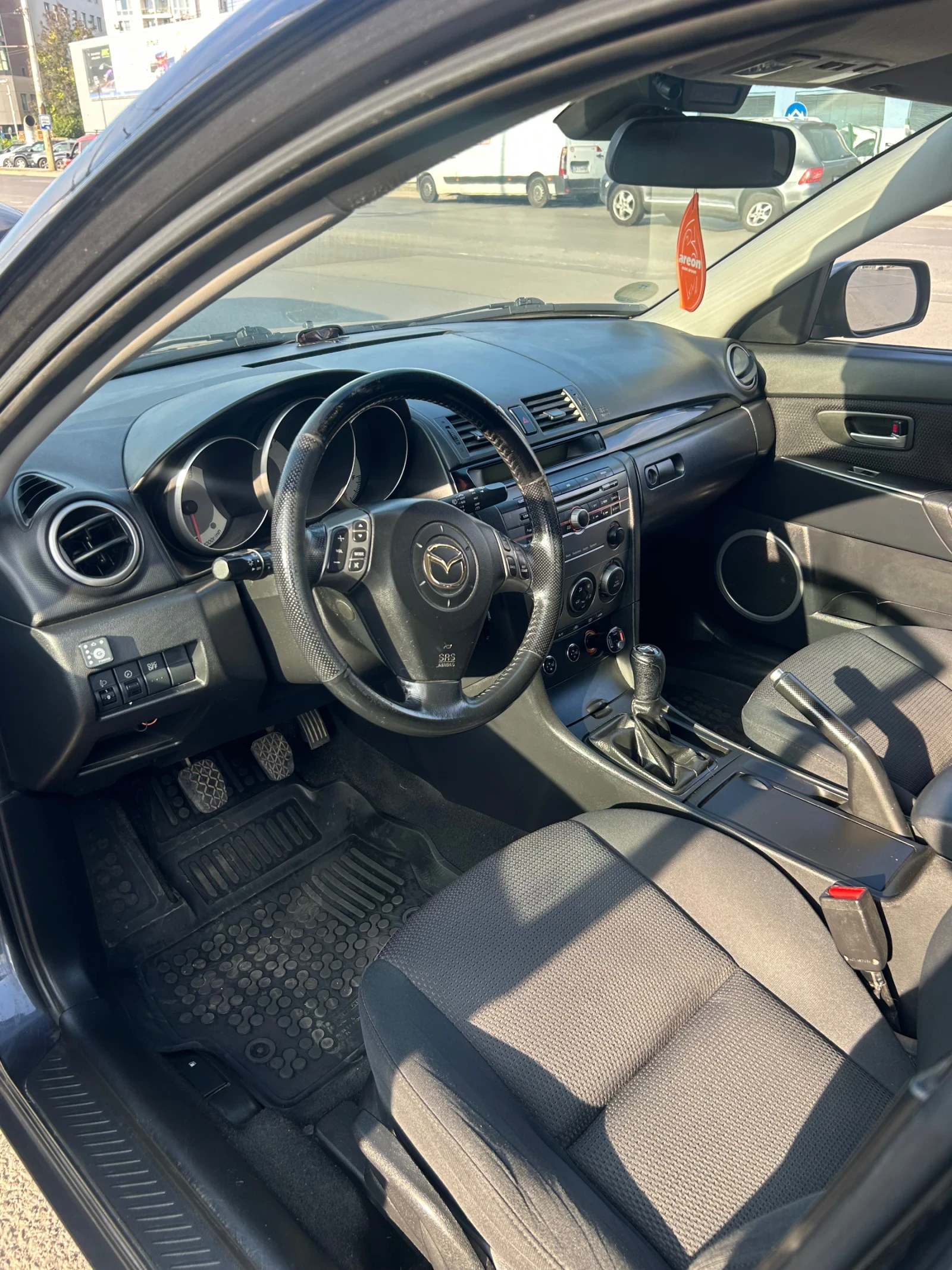 Mazda 3  2.0 с газ , снимка 6 - Автомобили и джипове - 53655118