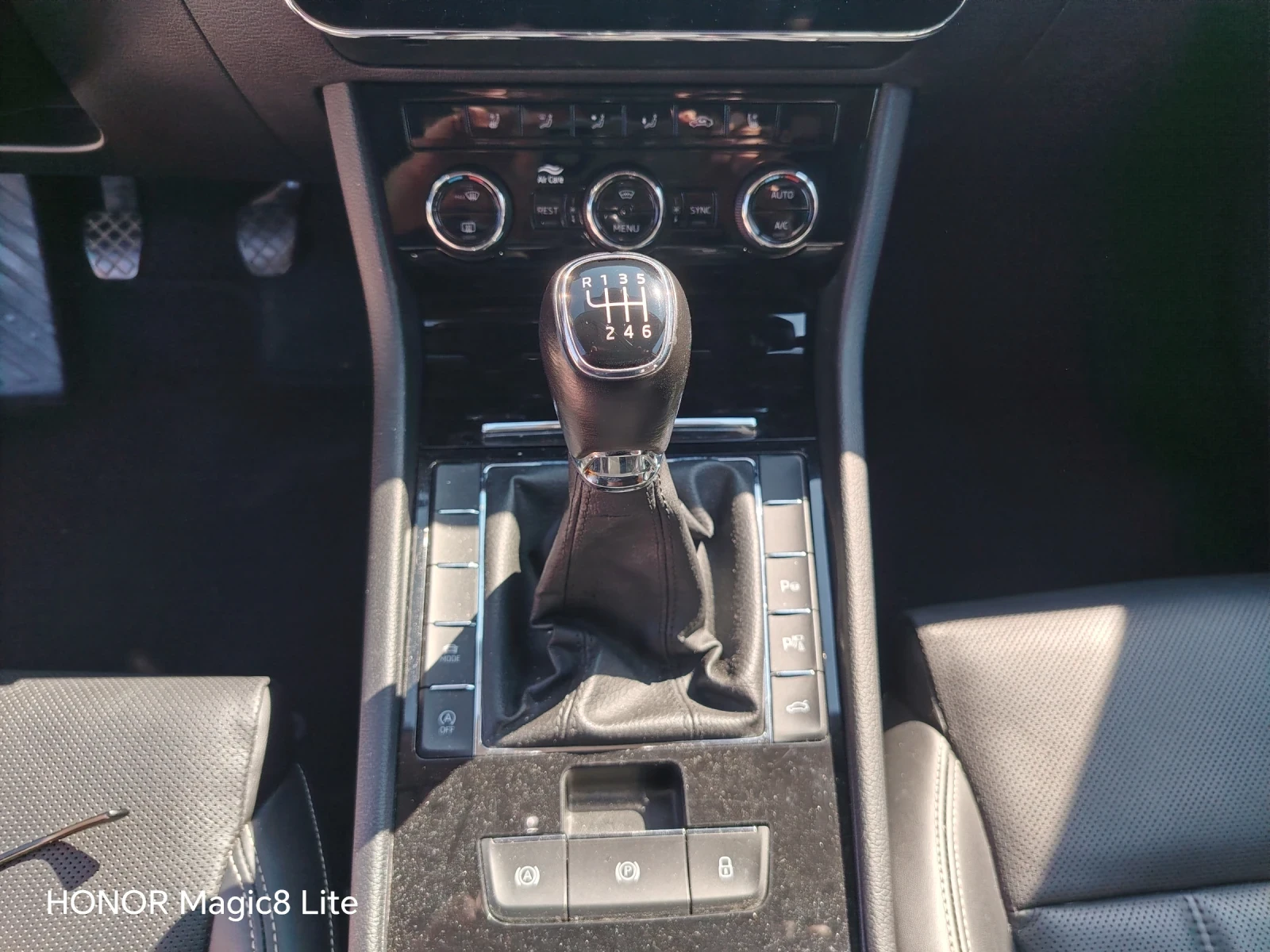 Skoda Superb, снимка 7 - Автомобили и джипове - 55065040
