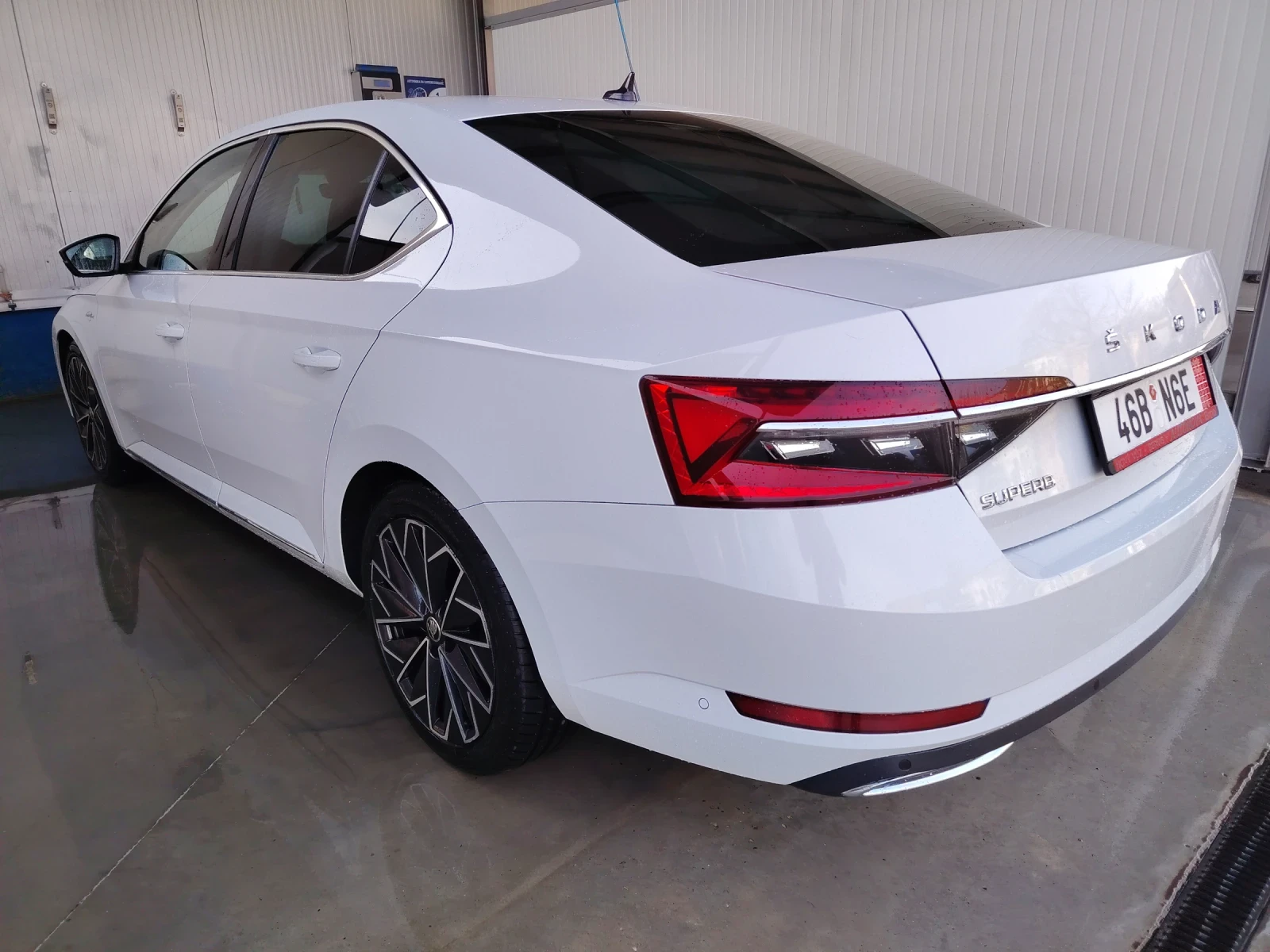 Skoda Superb, снимка 4 - Автомобили и джипове - 53816406