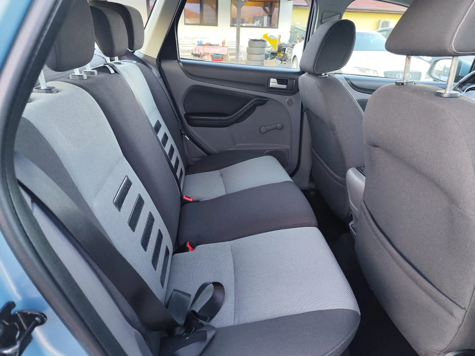 Ford Focus 1.6 дизел 90 коня Италия, снимка 14 - Автомобили и джипове - 53914084