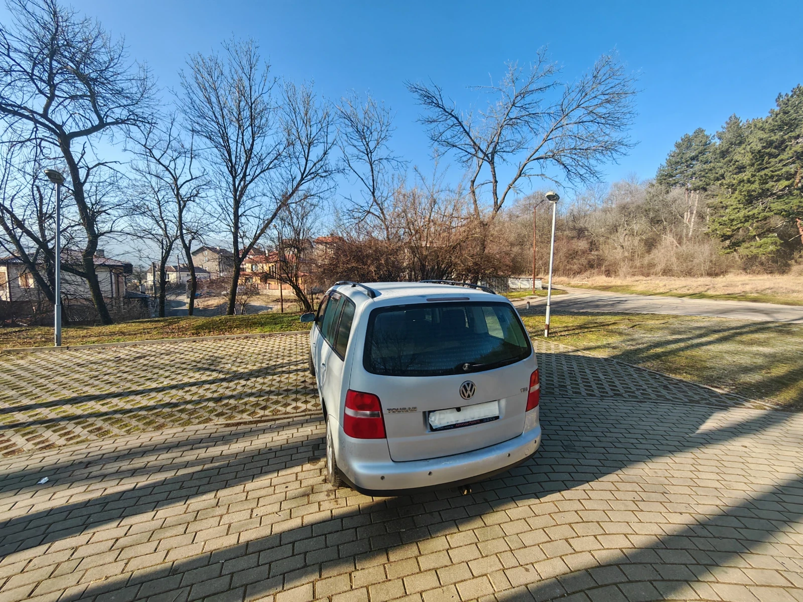 VW Touran TDI, снимка 16 - Автомобили и джипове - 53944957