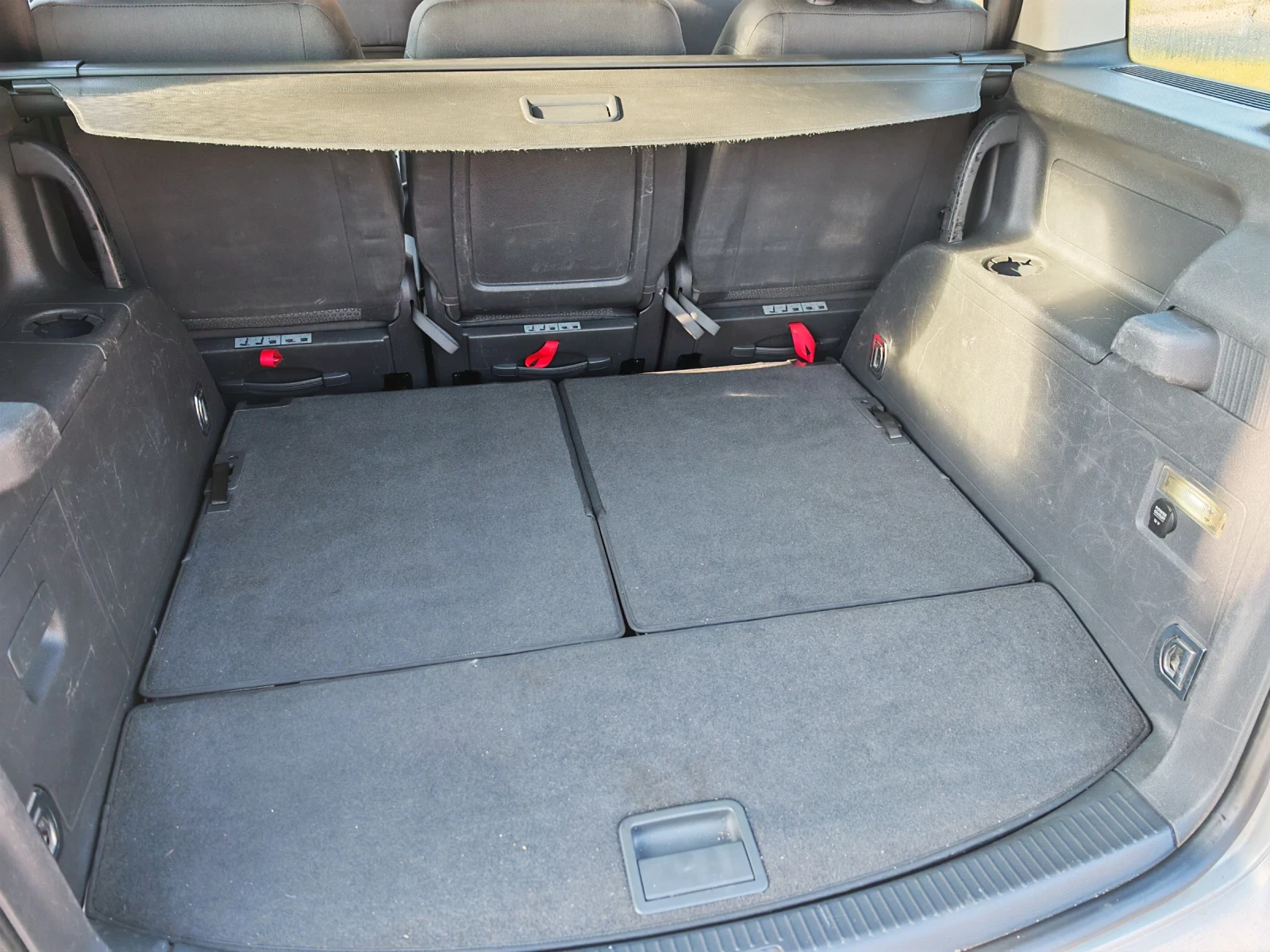 VW Touran TDI, снимка 3 - Автомобили и джипове - 53944957