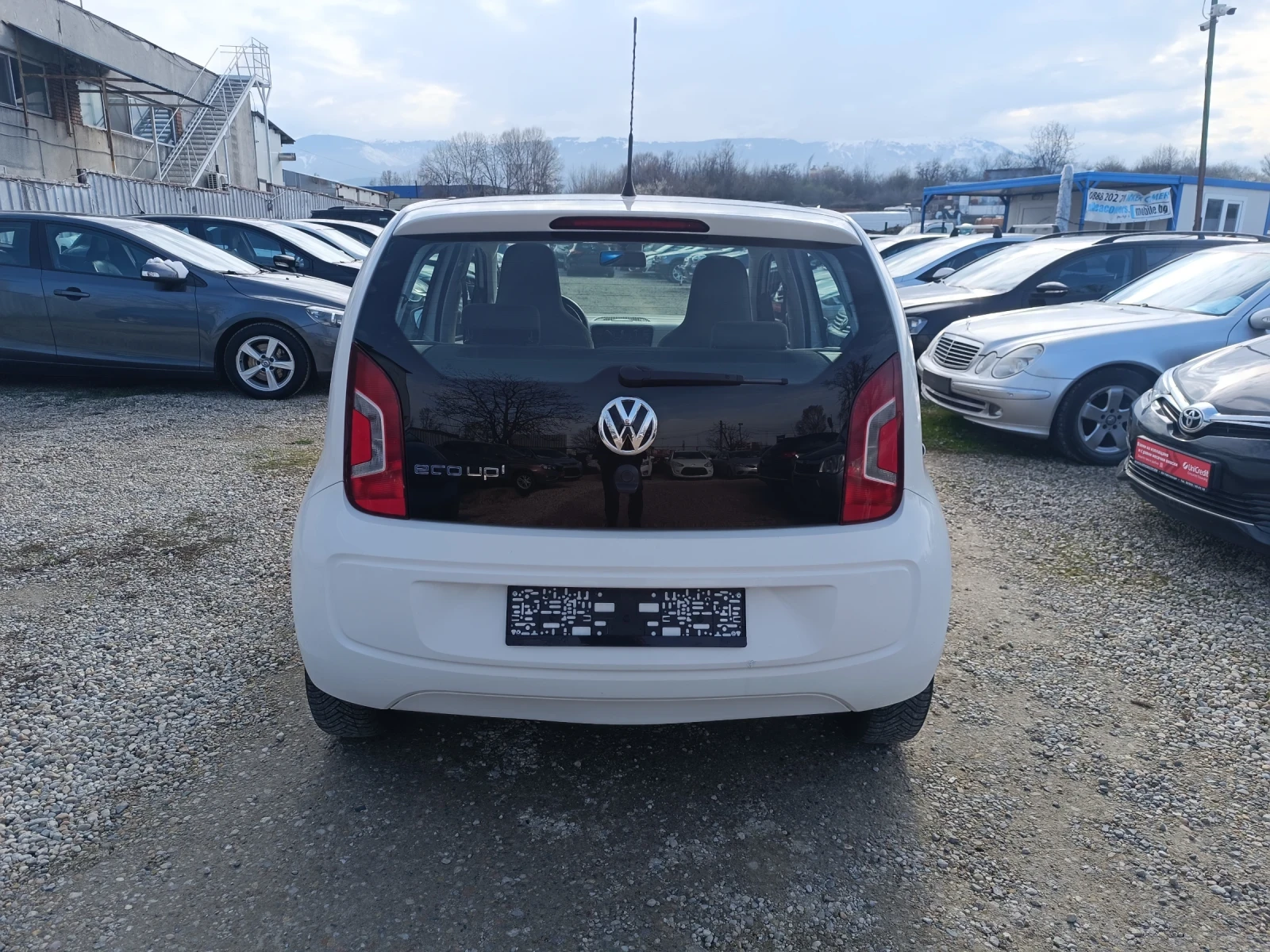VW Up Фабричен Метан * Шибидах * Климатик * 5 врати, снимка 6 - Автомобили и джипове - 54044940