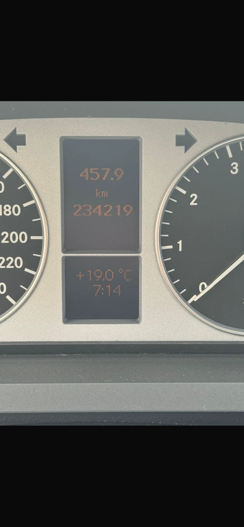 Mercedes-Benz B 200, снимка 11 - Автомобили и джипове - 54271676