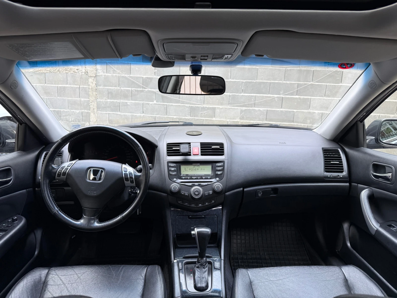 Honda Accord 2.4 i-VTEC Executive, снимка 13 - Автомобили и джипове - 54358910