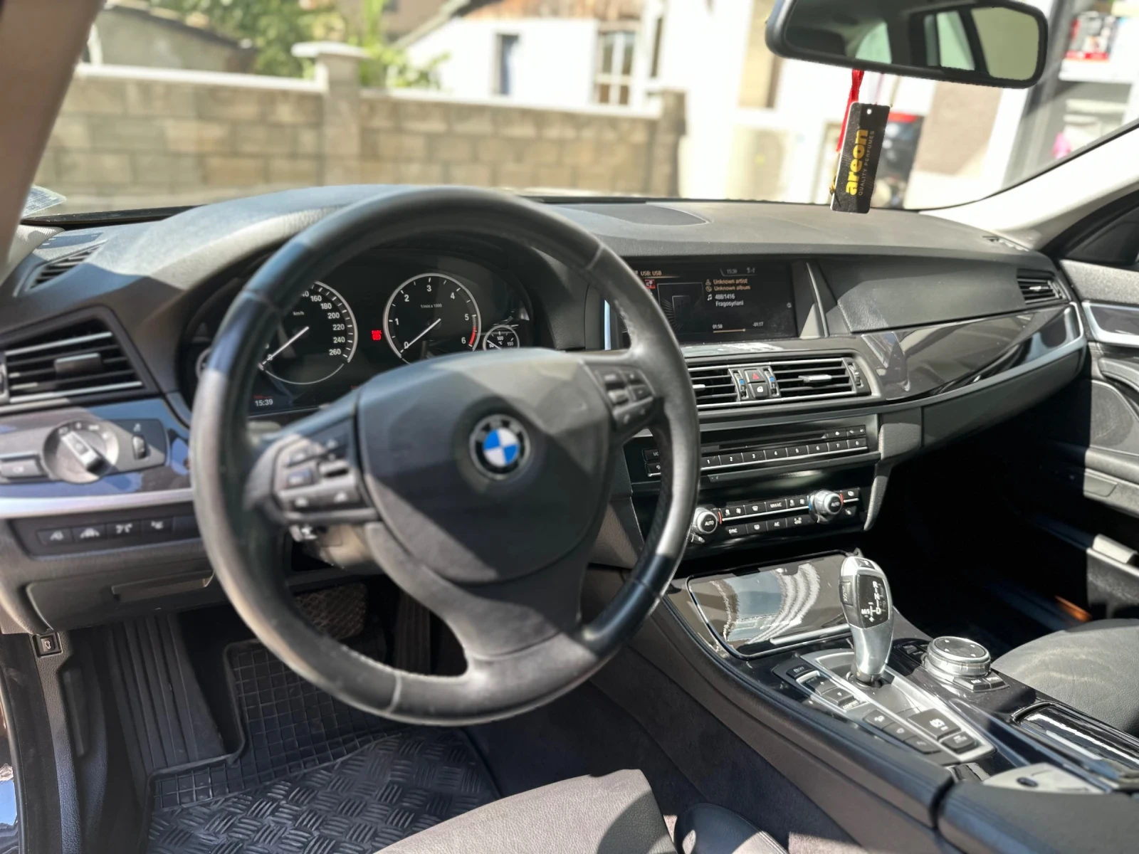 BMW 530 BMW 530XD Сменени вериги!, снимка 6 - Автомобили и джипове - 54403516