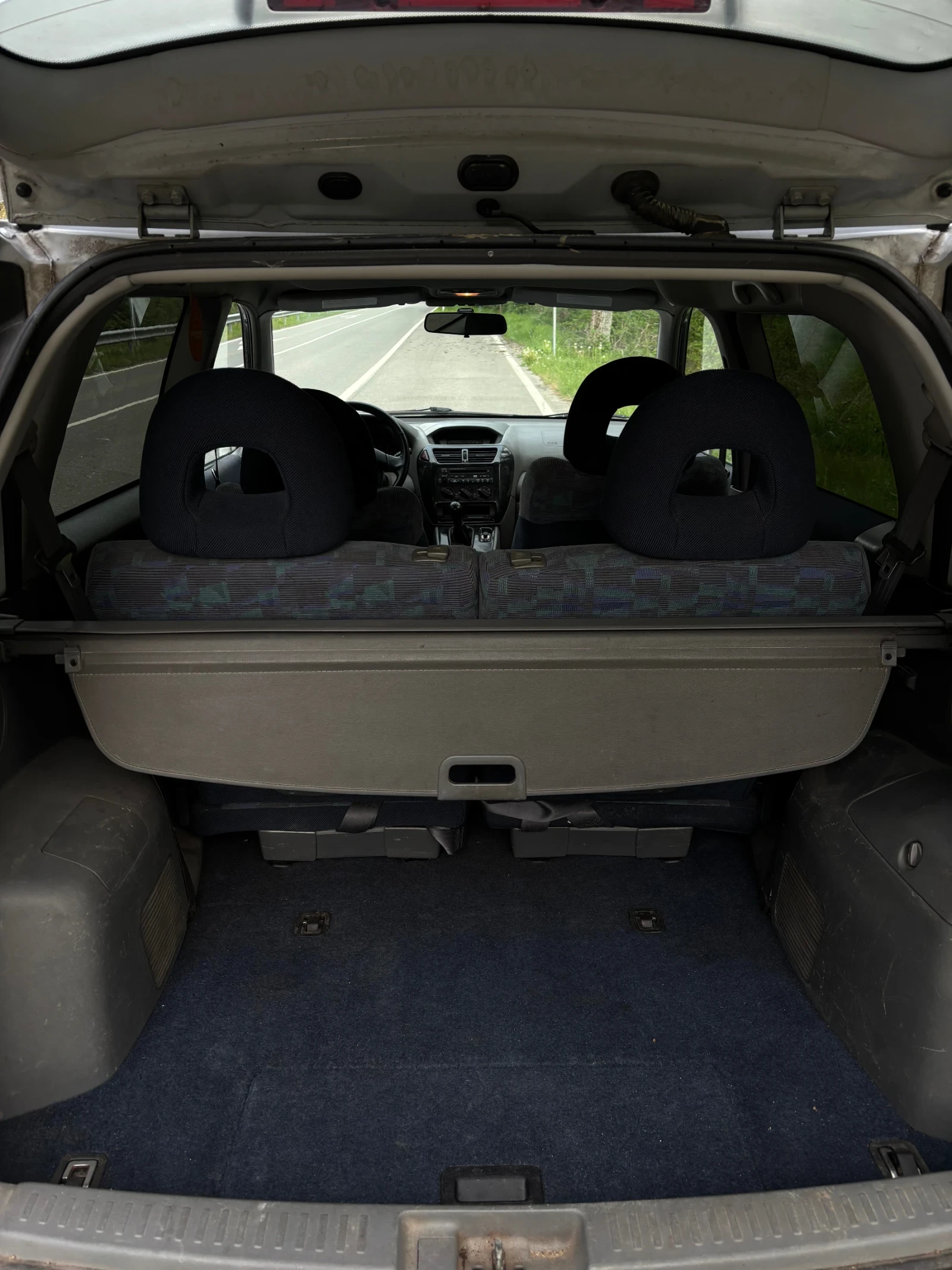 Mitsubishi Space runner 2.4 GDI 4g64, снимка 10 - Автомобили и джипове - 54458357