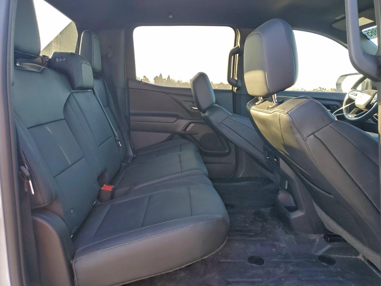 Chevrolet Silverado EV 3WT AWD, снимка 10 - Автомобили и джипове - 54469996