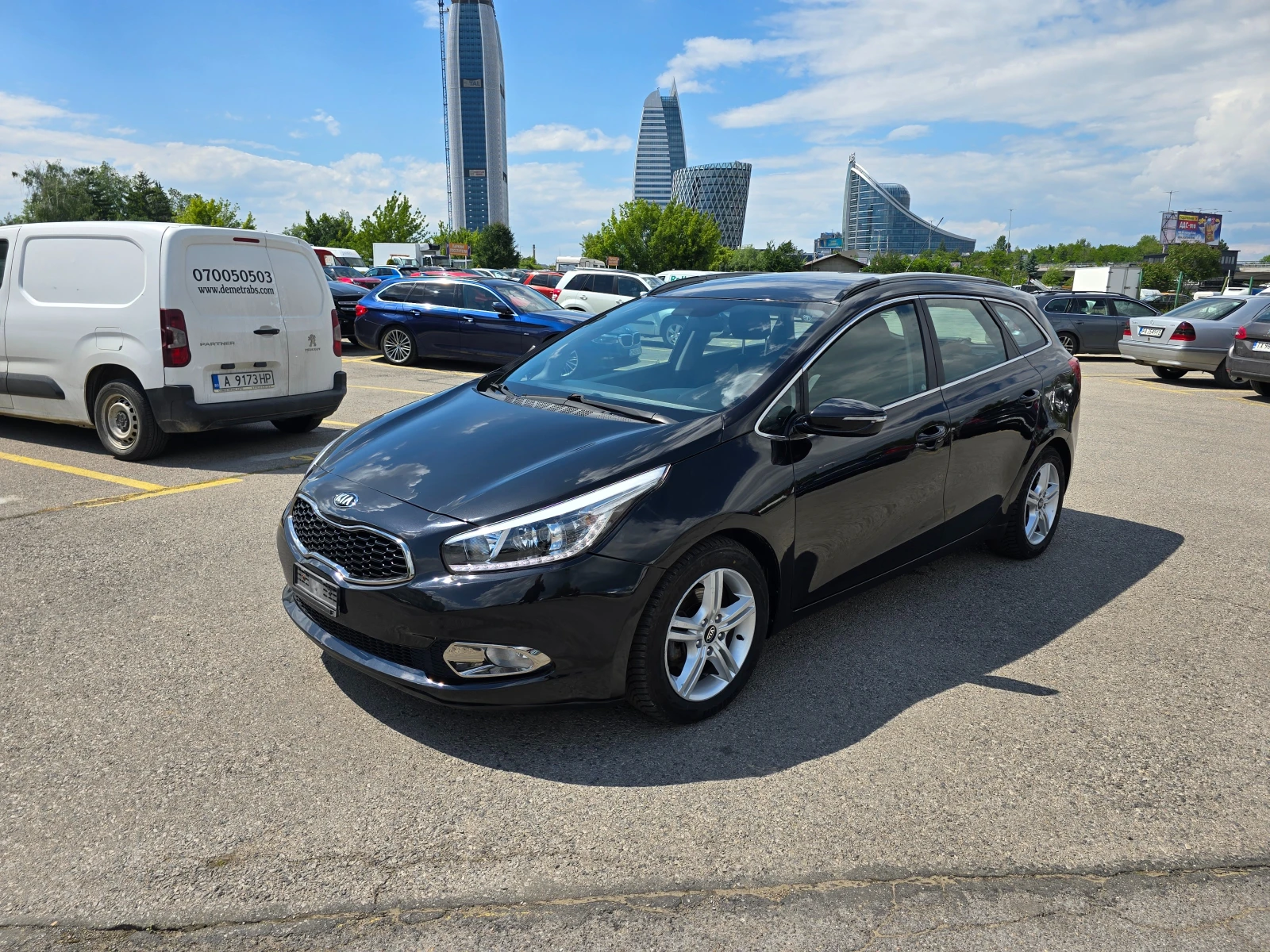 Kia Ceed 1.6 Швейцария, снимка 14 - Автомобили и джипове - 54658205