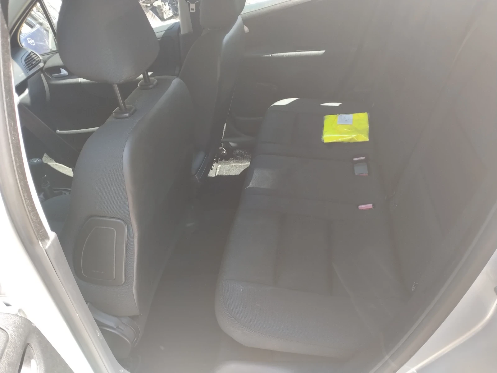 Peugeot 207 1.4i 73к.с, снимка 7 - Автомобили и джипове - 54692646