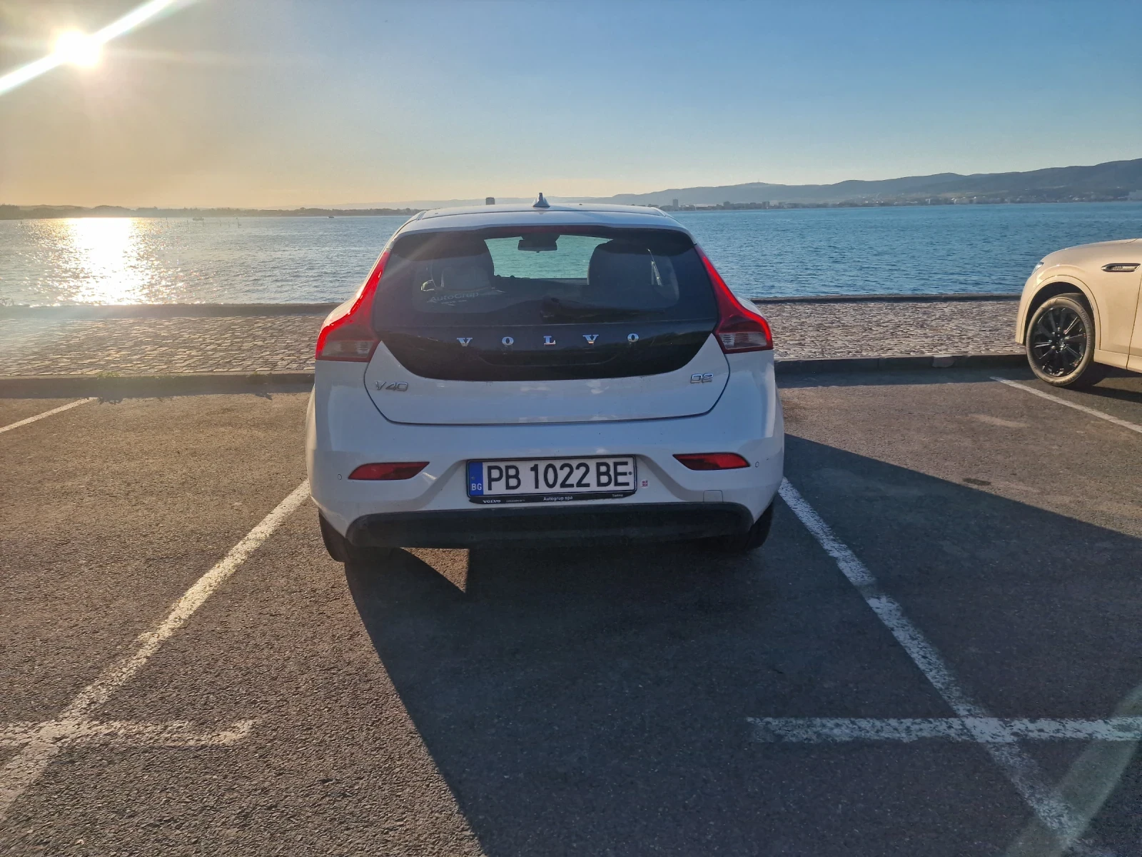 Volvo V40 2.0 automat , снимка 7 - Автомобили и джипове - 55151864