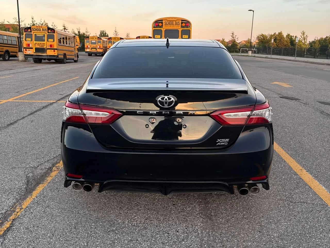 Toyota Camry XSE AWD | CARFAX | БЕЗ ПЪРВОНАЧАЛНА ВНОСКА, снимка 4 - Автомобили и джипове - 54931789