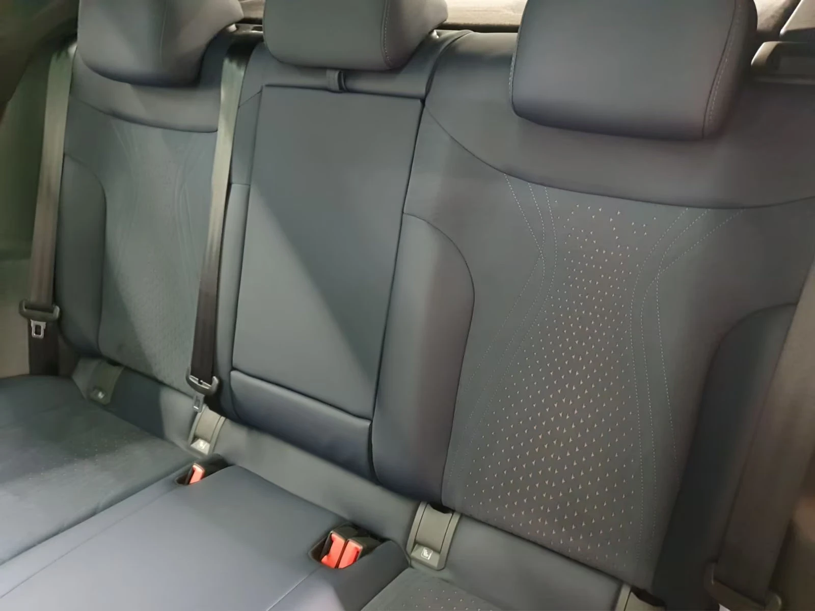 Cupra Tavascan VZ/340HP/4DRIVE/PANO/CAM/HUD/MEMO/NAVI/H.PUMP/430q | Mobile.bg � ����������� 14