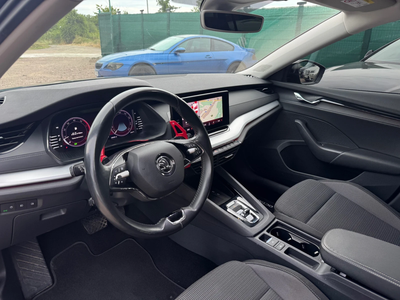 Skoda Octavia 2.0TDI DSG /СОБСТВЕН ЛИЗИНГ/, снимка 10 - Автомобили и джипове - 55225375