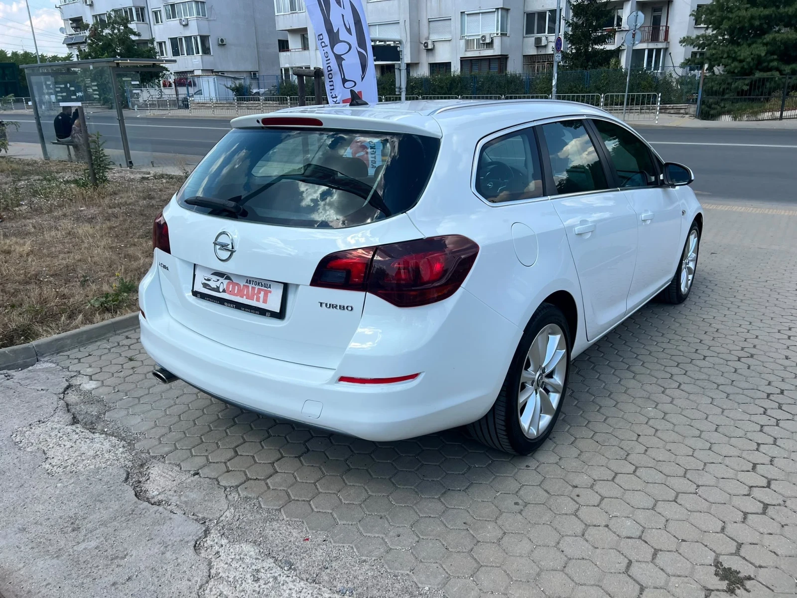 Opel Astra 1.6i, снимка 4 - Автомобили и джипове - 55577258