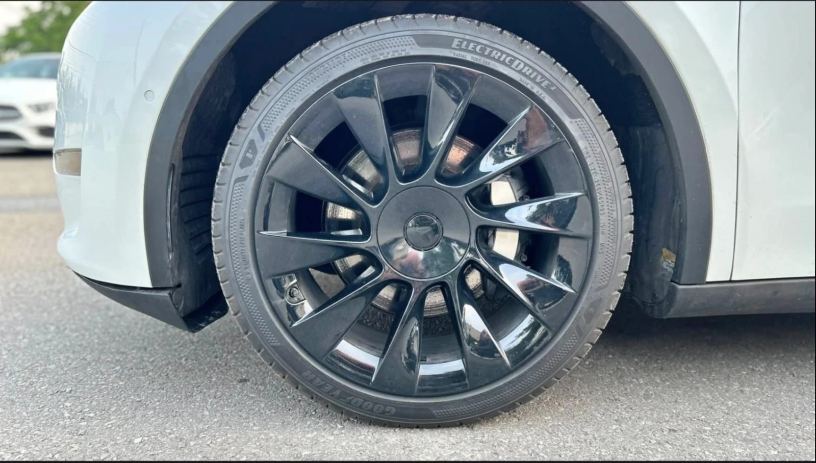 Tesla Model Y Long Range AWD , снимка 4 - Автомобили и джипове - 55631844