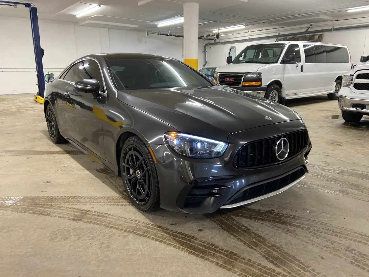 Mercedes-Benz E 450 E 450 4MATIC Coupe AMG SUNROOF NAV | Mobile.bg � ����������� 2