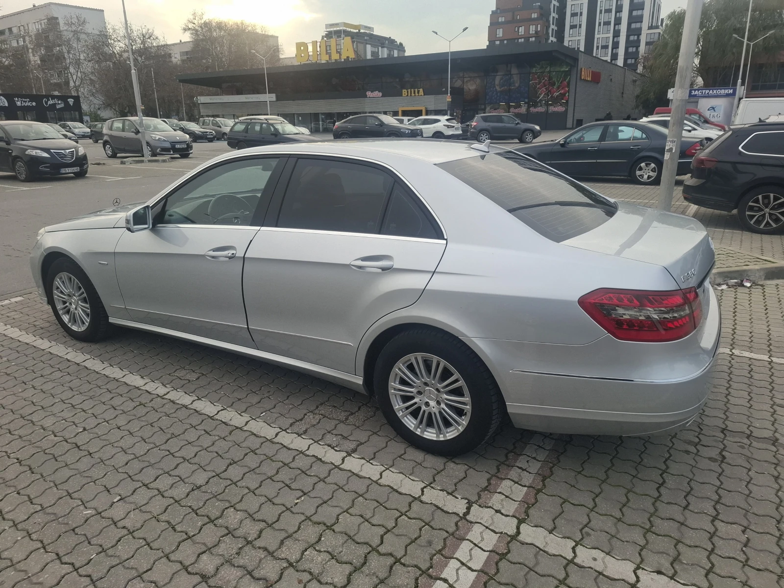 Mercedes-Benz E 350, снимка 4 - Автомобили и джипове - 55826080