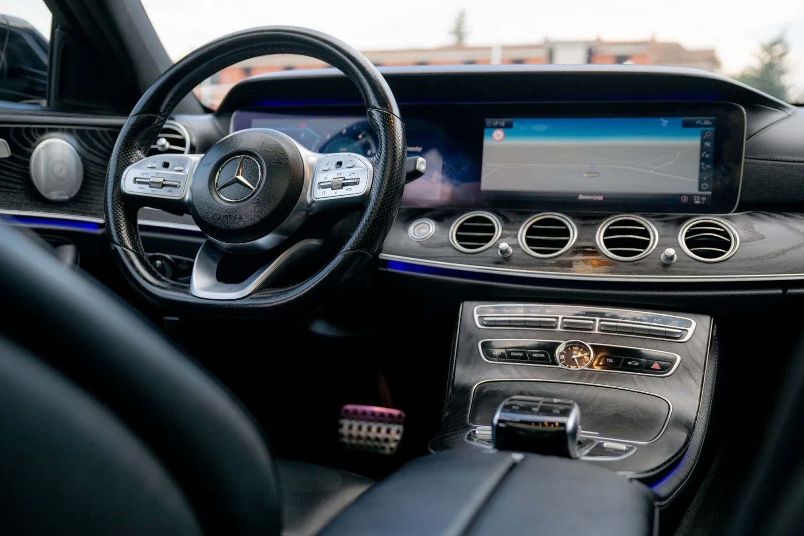 Mercedes-Benz E 220 ПАНОРАМА/Burmaster/ПОДГРЕВ/ДИГИТАЛ/, снимка 10 - Автомобили и джипове - 55838322