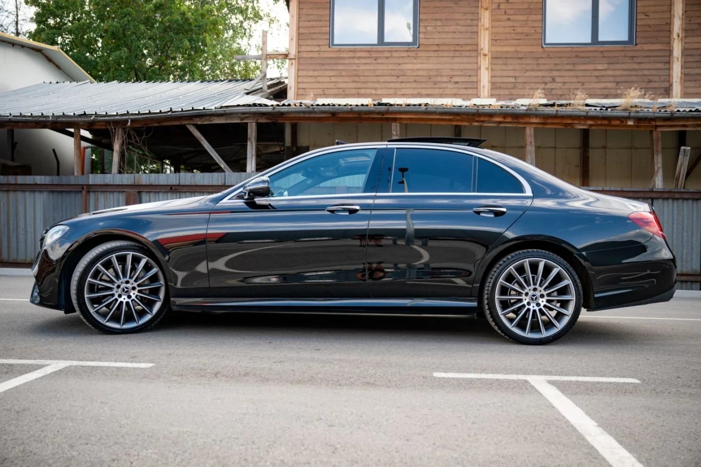 Mercedes-Benz E 220 ПАНОРАМА/Burmaster/ПОДГРЕВ/ДИГИТАЛ/, снимка 3 - Автомобили и джипове - 55838322