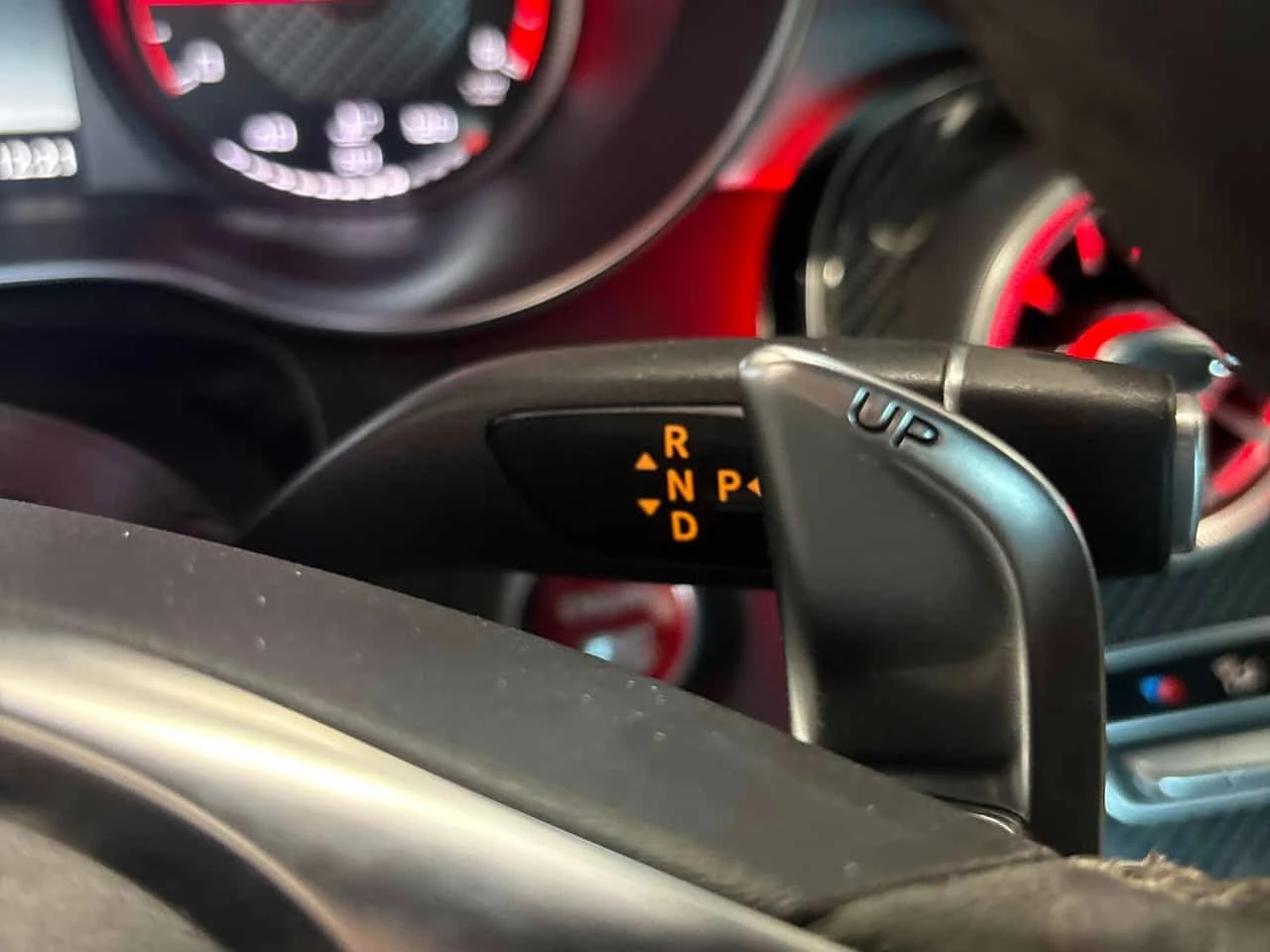 Mercedes-Benz C 63 AMG * COUPE* HEAD UP * DISTRONIC | Mobile.bg � ����������� 11