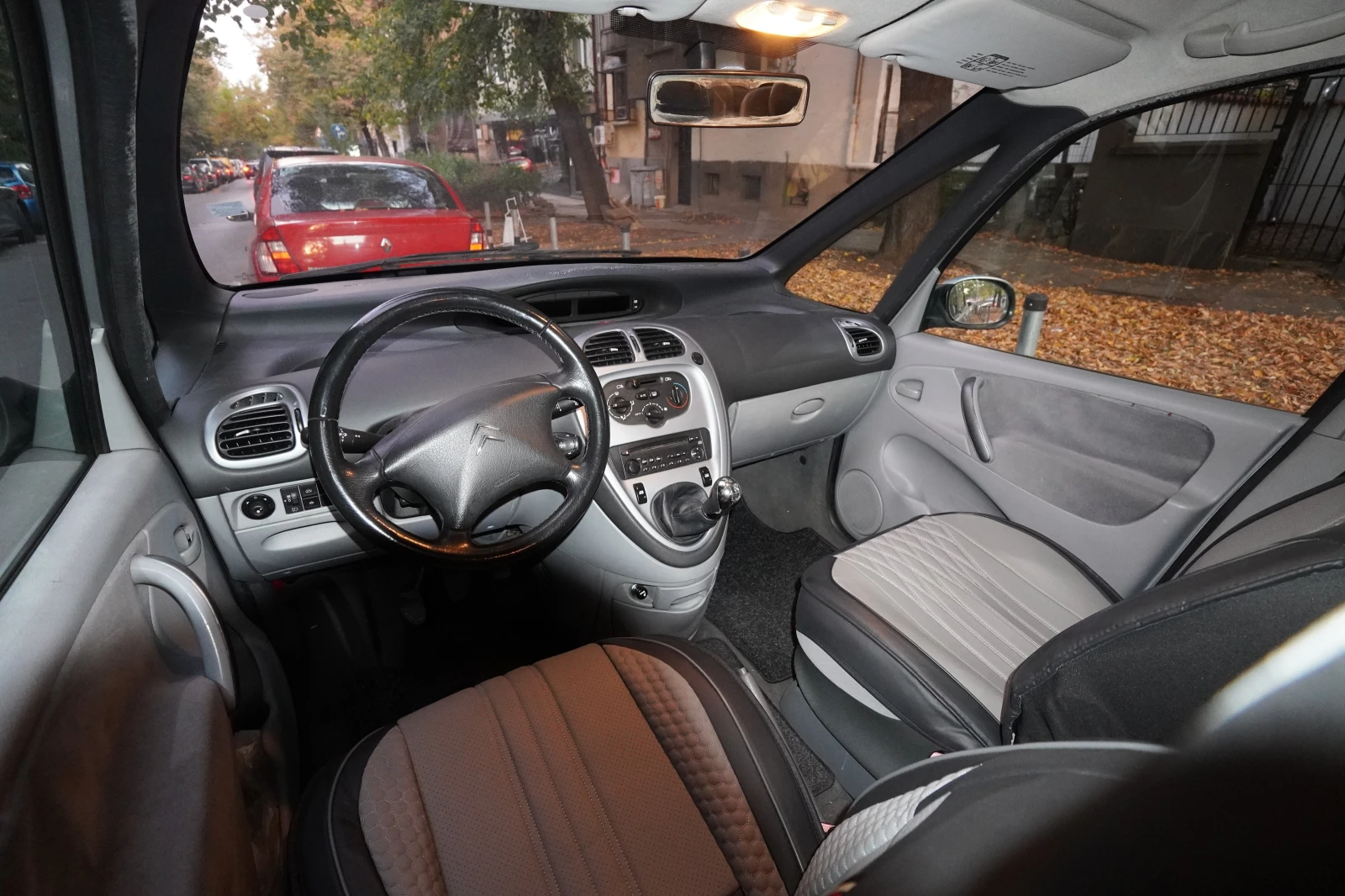 Citroen Xsara picasso, снимка 7 - Автомобили и джипове - 56586288