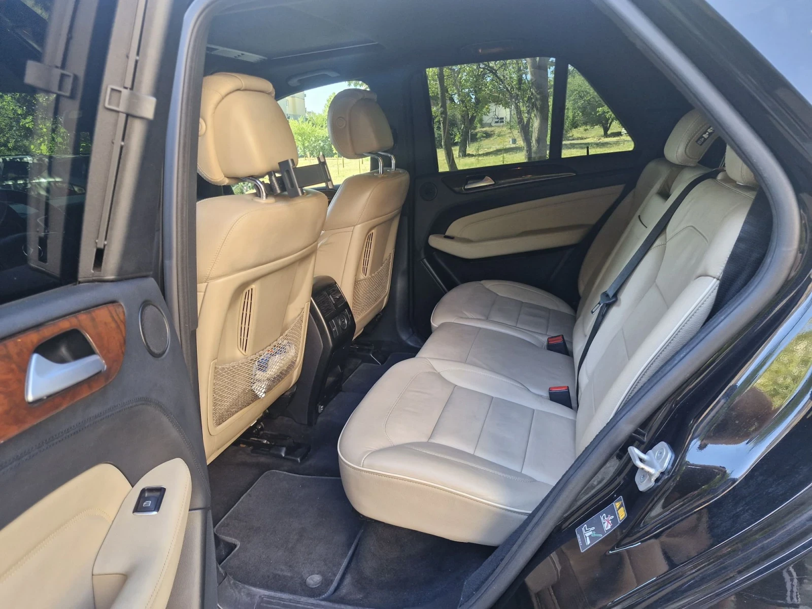 Mercedes-Benz ML 550 4MATIK, снимка 9 - Автомобили и джипове - 56619035