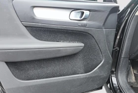 Volvo XC40 2.0 T5 Momentum 4X4, снимка 9