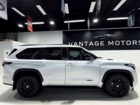 Toyota Sequoia Limited NightShade 85 Series  CARFAX - 77000 € / 150598.91 лв. - 23491737 3