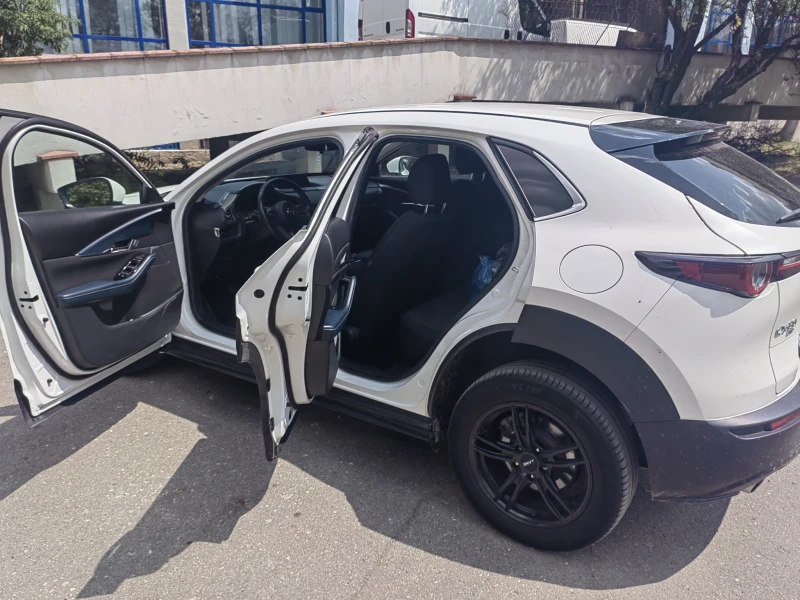 Mazda CX-30, снимка 12 - Автомобили и джипове - 49202968