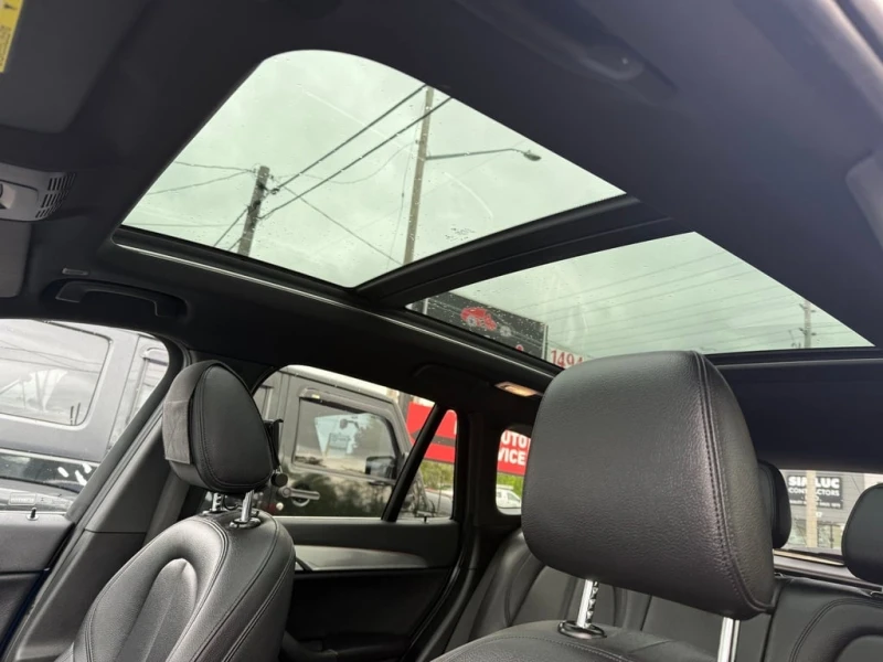 BMW X1 * xDrive28i AWD SPORT R.CAM PANO ROOF * CARFAX * , снимка 11 - Автомобили и джипове - 52724118