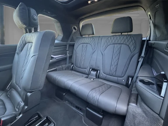 BMW X7 M60i xDrive = M-Sport Pro = Гаранция, снимка 14 - Автомобили и джипове - 53327877