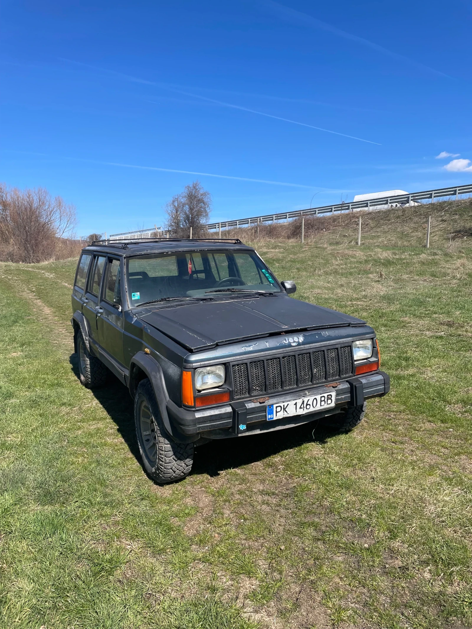 Jeep Cherokee  - изображение 2