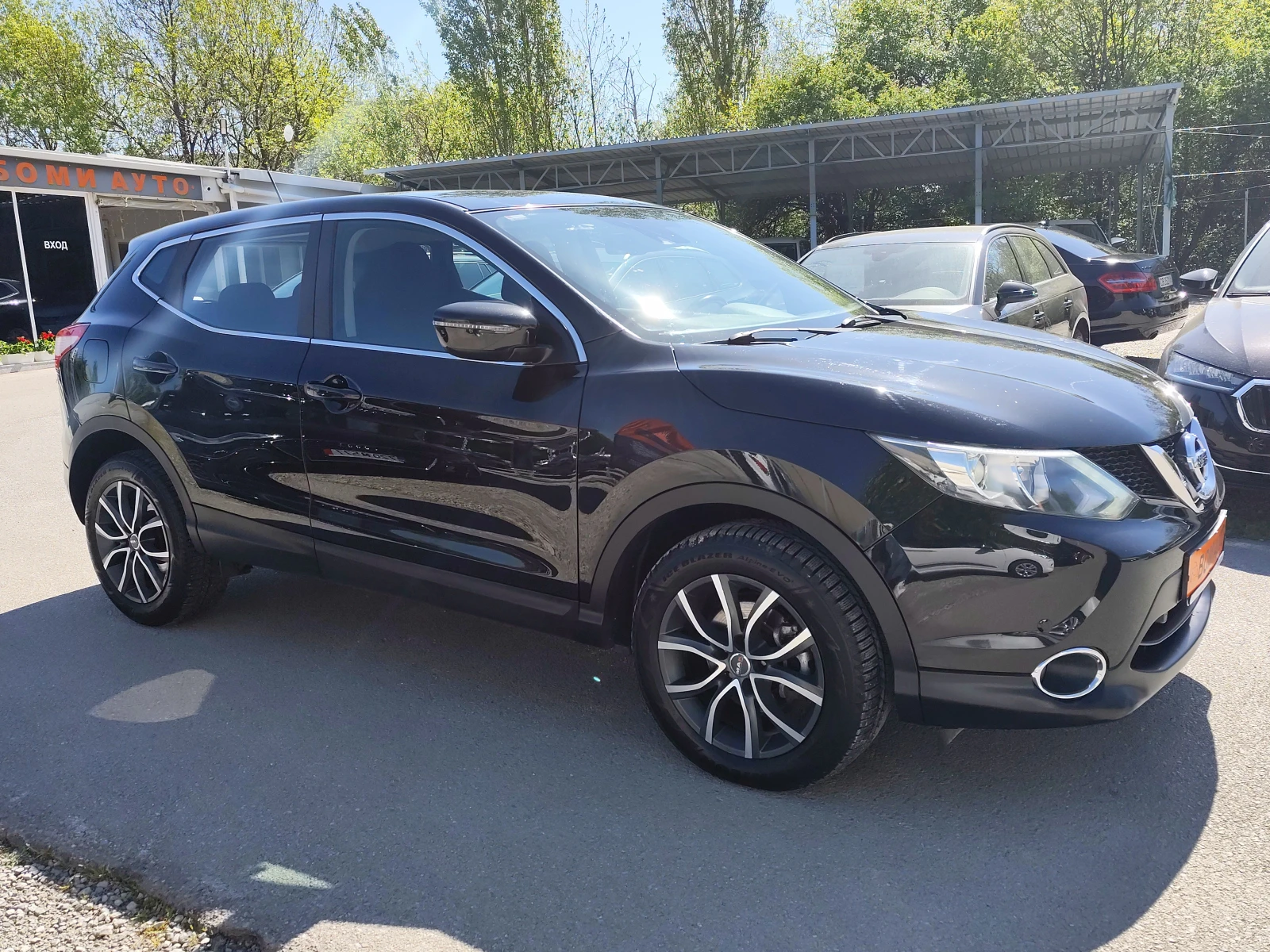 Nissan Qashqai 1.6DCi* LED* XENON* АВТОМАТИК*  КАМЕРА* NAVI - изображение 2