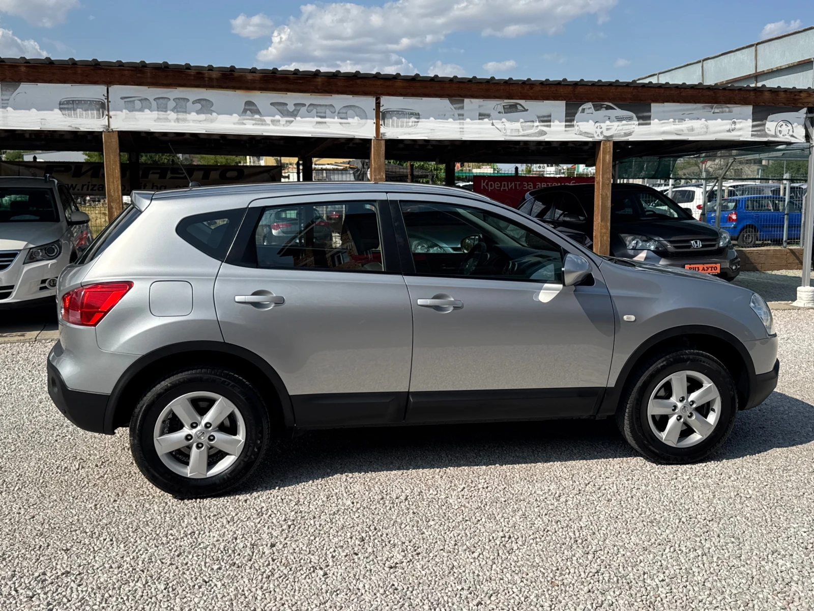 Nissan Qashqai 2.0I* 6SK* 142KS* LIZING - изображение 4
