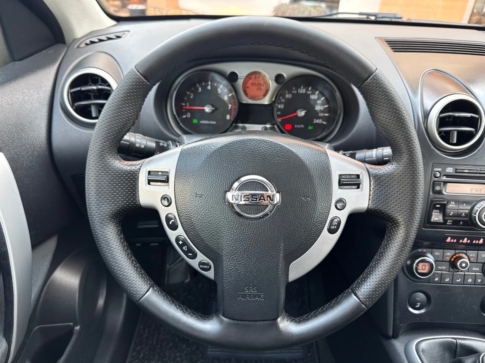 Nissan Qashqai 2.0I* 6SK* 142KS* LIZING - изображение 7