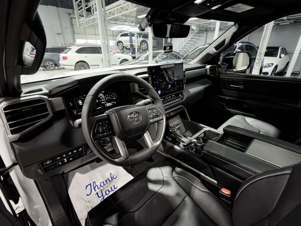 Toyota Sequoia Limited NightShade 85 Series  CARFAX | Mobile.bg � ����������� 13