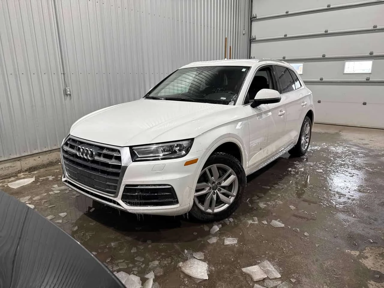 Audi Q5 Komfort 2.0 TFSI quattro | ПОДГРЕВИ | KEYLESS |  | Auto.bg — изображение 1