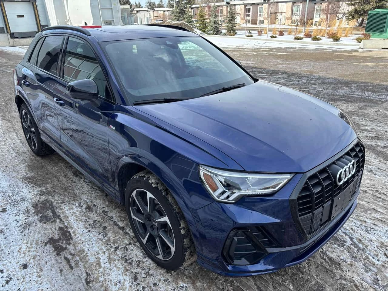 Audi Q3 * Progressiv 45 TFSI * CARFAX * S LINE * 2 КЛЮЧА, снимка 6 - Автомобили и джипове - 54047293