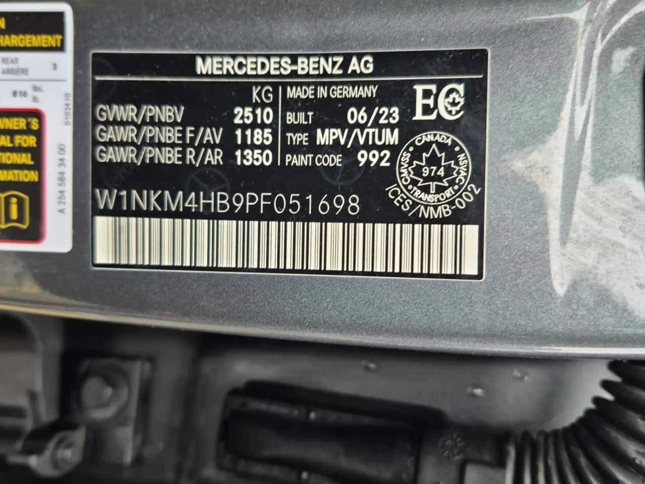 Mercedes-Benz GLC 300  | 360 | PANO | ДВА КЛЮЧА , снимка 16 - Автомобили и джипове - 54340459