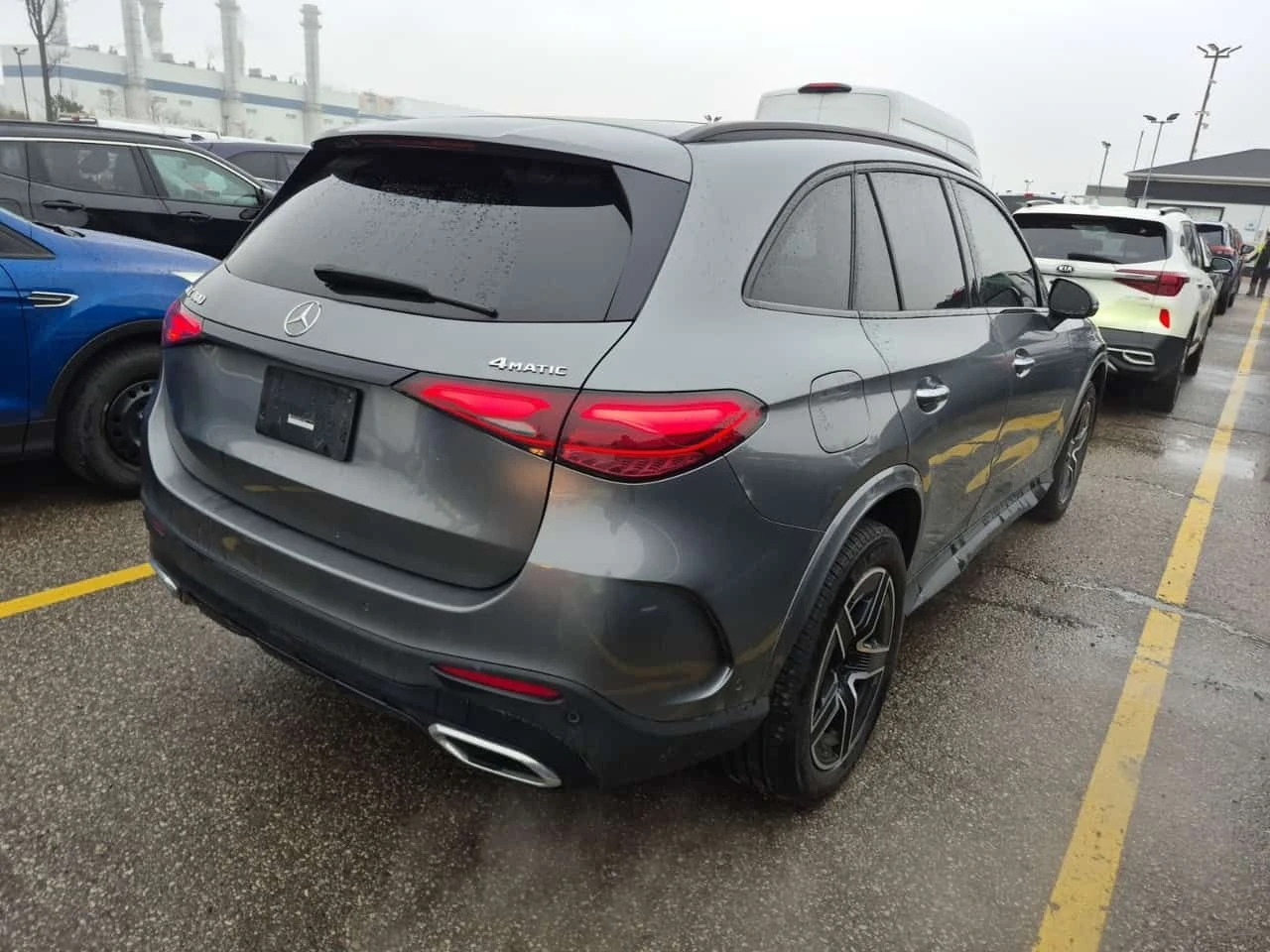 Mercedes-Benz GLC 300  | 360 | PANO | ДВА КЛЮЧА , снимка 3 - Автомобили и джипове - 54340459