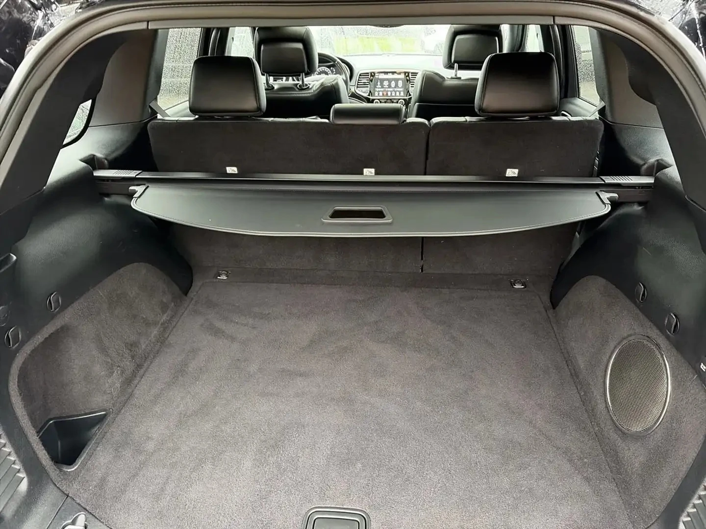 Jeep Grand cherokee LIMITED X / 5.7 HEMI / PROTECH / ALPINE / CARFAX /, снимка 16 - Автомобили и джипове - 54445959