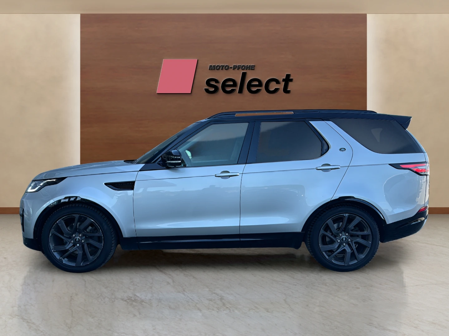 Land Rover Discovery 3.0 TD6, снимка 4 - Автомобили и джипове - 54991811