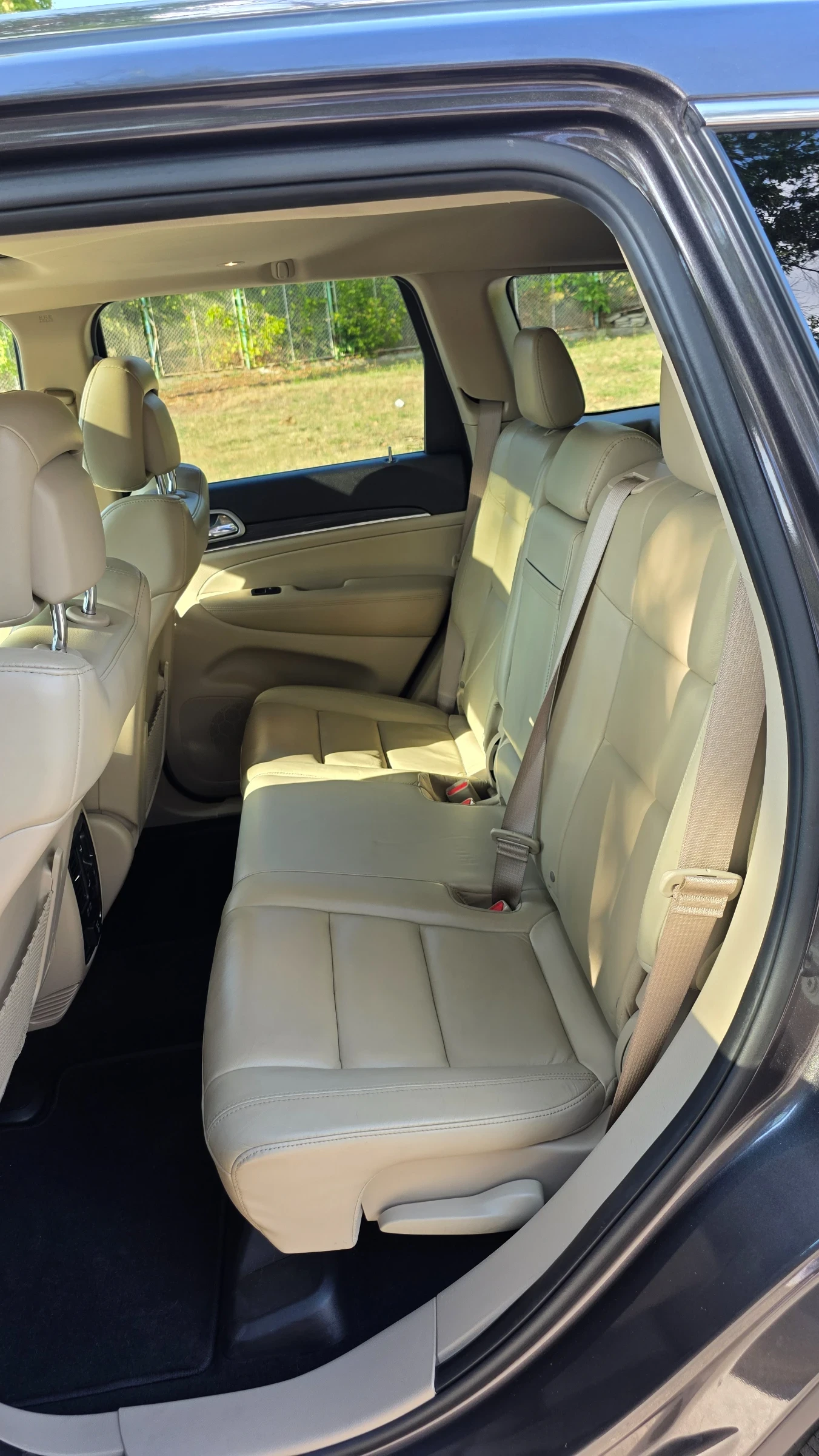 Jeep Grand cherokee Limited 3.6, снимка 11 - Автомобили и джипове - 55530619