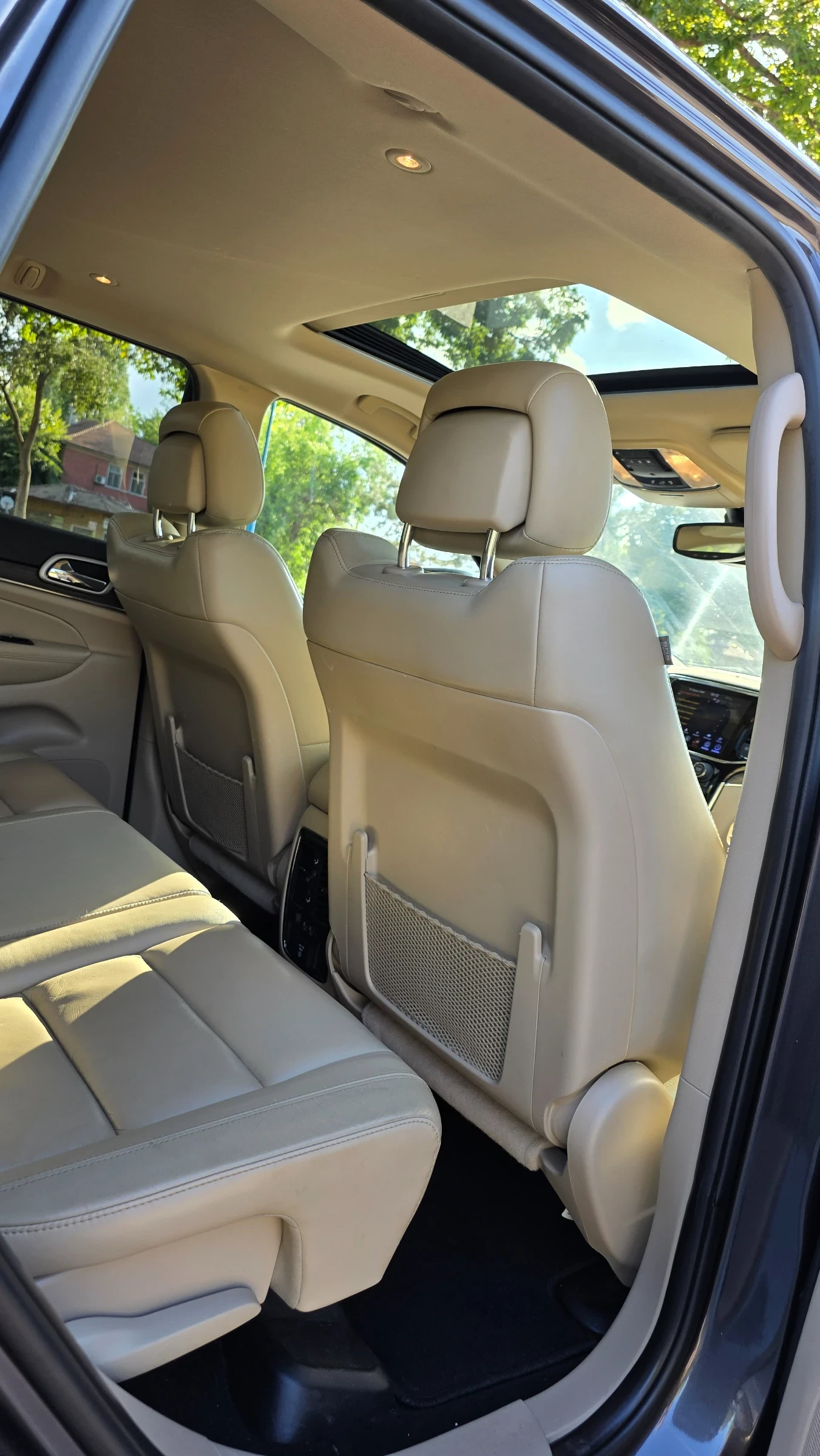 Jeep Grand cherokee Limited 3.6, снимка 10 - Автомобили и джипове - 55530619