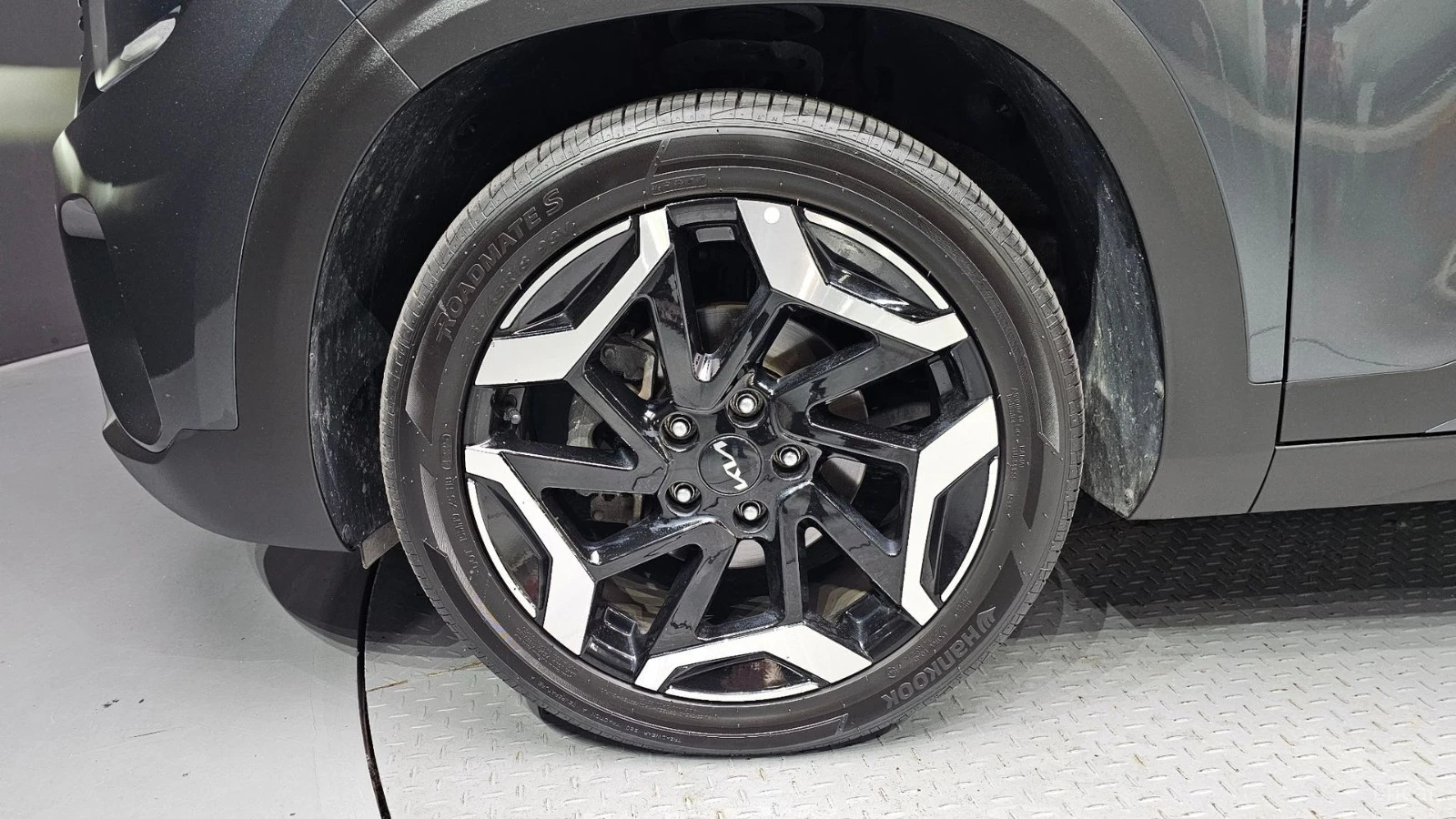 Kia Seltos 2.0* SIGNATURE* ПОДГРЕВ* ОБДУХВАНЕ* 360* КОЖА* LED, снимка 5 - Автомобили и джипове - 55588526