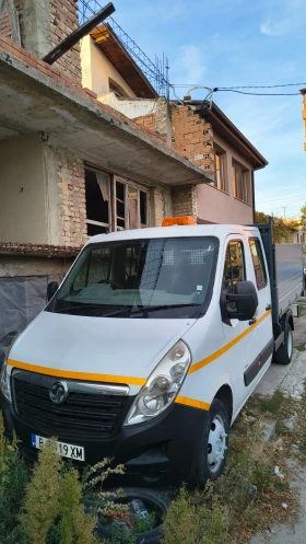 ������ Opel Movano