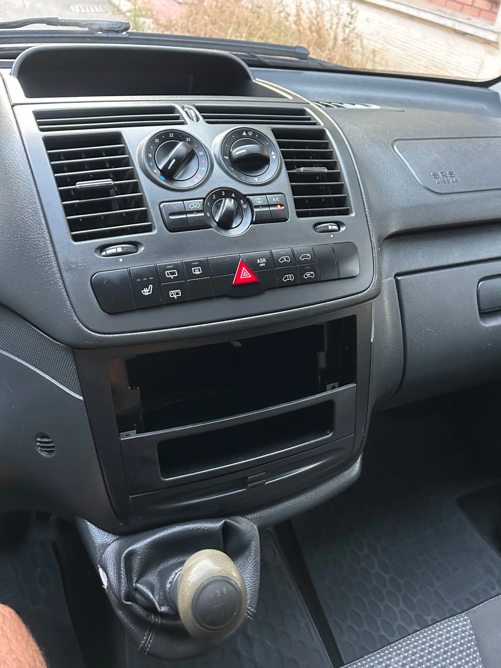 Mercedes-Benz Vito 2, 2 136k НАПЪЛНО ОБСЛУЖЕН МАКСИ, снимка 14 - Бусове и автобуси - 56121134