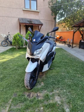  Yamaha X-max